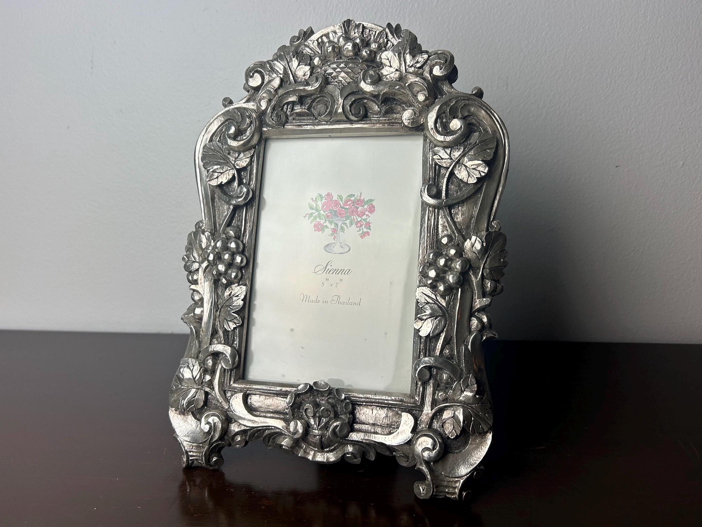 ヴィンテージ装飾花/ブドウ/スクロールシルバー樹脂フォトフレーム