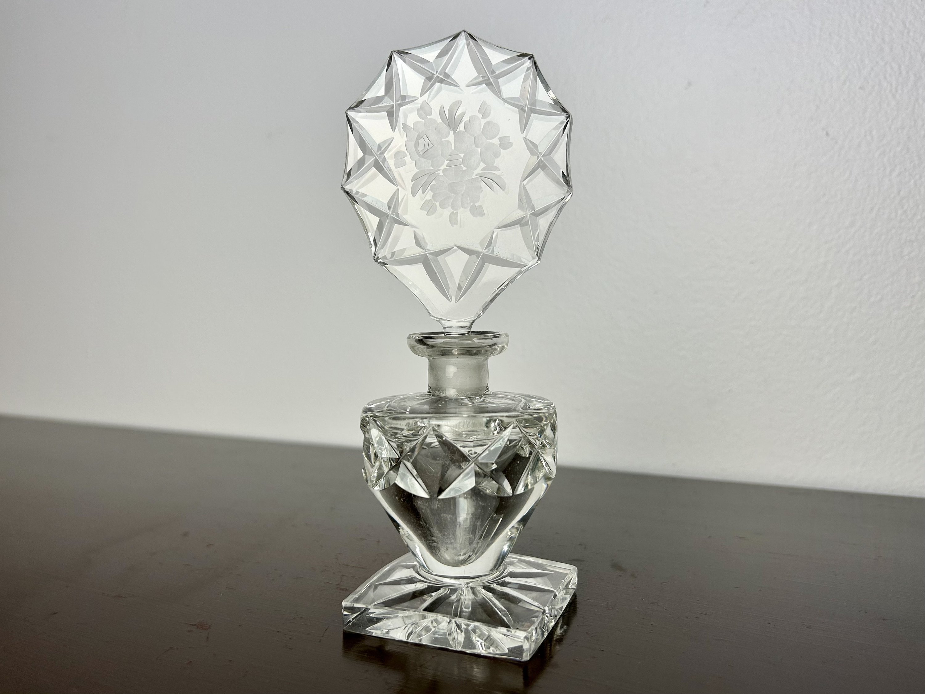 Mid Century German Handcut Crystal Empty Perfume Bottle with Etched Floral Stopper, Vintage Vanity Tray Decor, Essential Oil Bottle