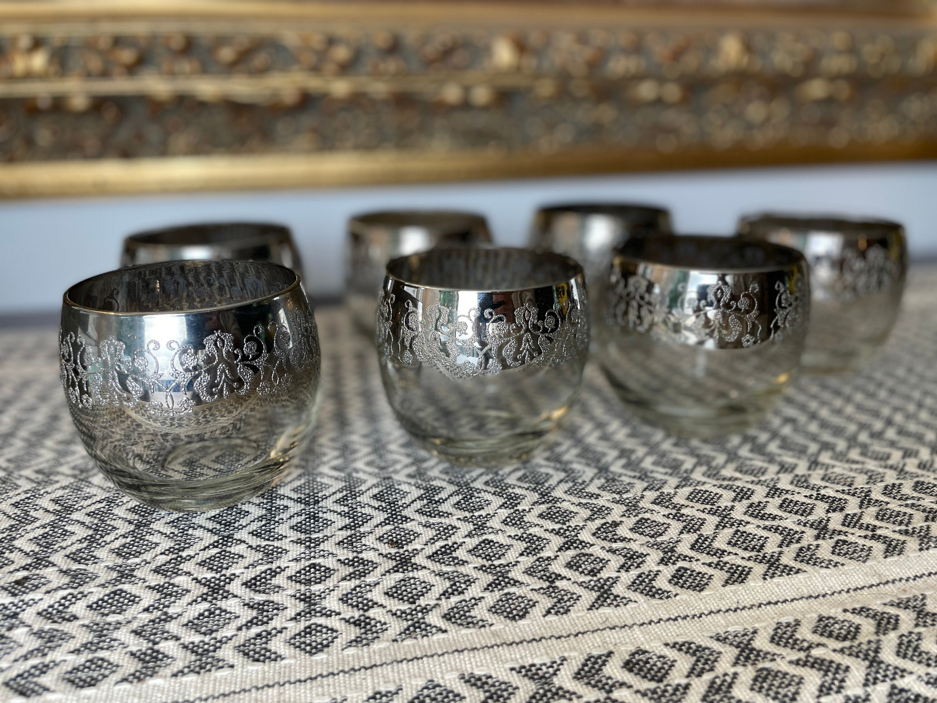 MCM Dorothy Thorpe Silver Fade Roly Poly Glasses, Embossed Flower