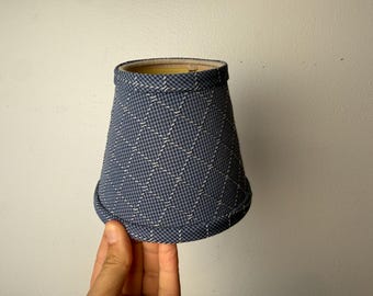 Vintage Blau Karierter Mini Kleiner Clip auf Lampenschirm, Country Primitive Beleuchtungszubehör