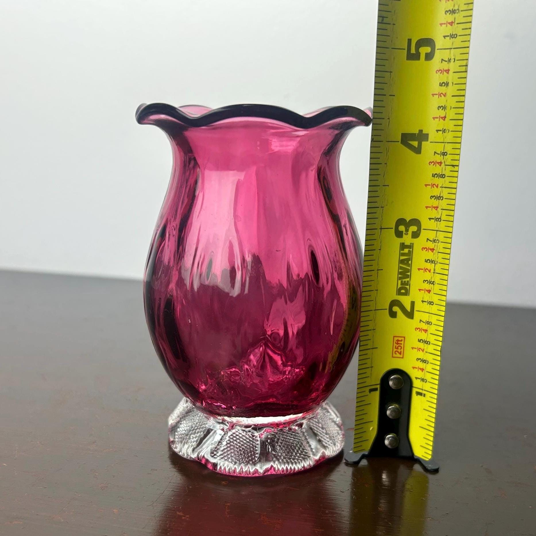 アンティーク ビクトリア朝 小さなクランベリー ガラス チューリップ