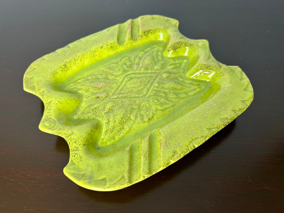 MCM Ceramic Gold Fleck & Lime Green Ashtray/catchall, Mid Century ...