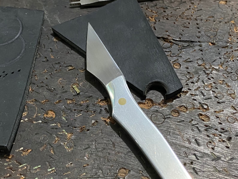 Stainless steel kiridashi style craft knife