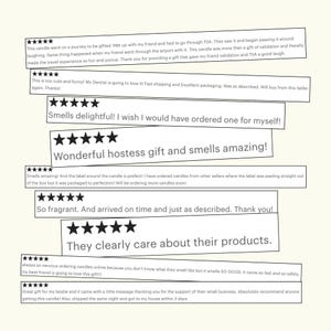 a collection of positive reviews for a scented candle, with stars indicating that the candles are described as "amazing" and "fragrant". The reviews express satisfaction with the candles, noting that they smell good and arrive on time. The reviews also mention that the candles are made with care and are recommended for small businesses.