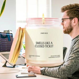 Tech Support Gift Smells Like A Closed Ticket Candle Funny Unique Handmade For IT Professionals Help Desk Staff Computer Nerd F307B