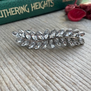 Elegant Rhinestone  Hair barrette One-Piece Shape with Sparkling Water Rhinestone,