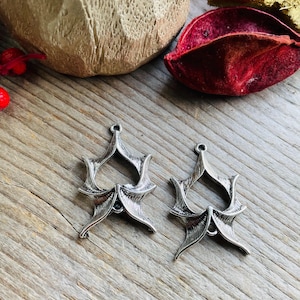 Dragon wing Bat wing 35mm x 22mm
