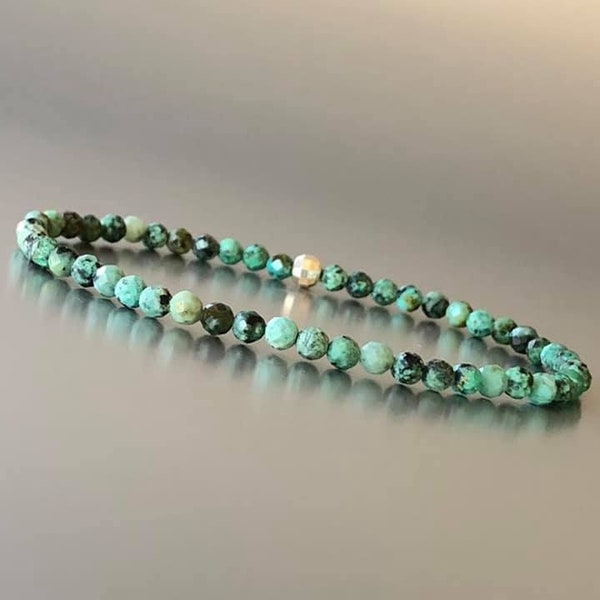 Bracelet turquoise africaine facettées et perle argent, african turquoise, bracelet fin turquoise , bracelet vert perles 3mm