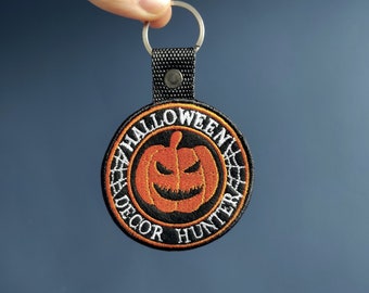 Halloween Decor Hunter Keychain