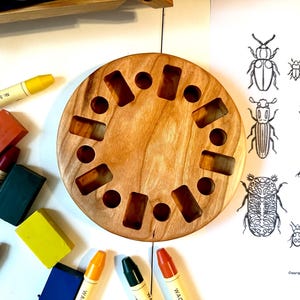 Waldorf CIRCLE Stockmar crayon holder minimalist crayons sticks blocks preschool kindergarten homeschool supplies room wood wooden