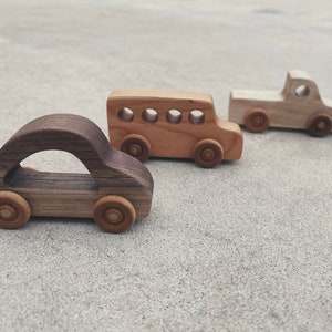 Mini voiture, camion et BUS fabriqués à la main en bois, véhicule à roulettes minimaliste en bois fait main pour tout-petit, jouet pour enfants