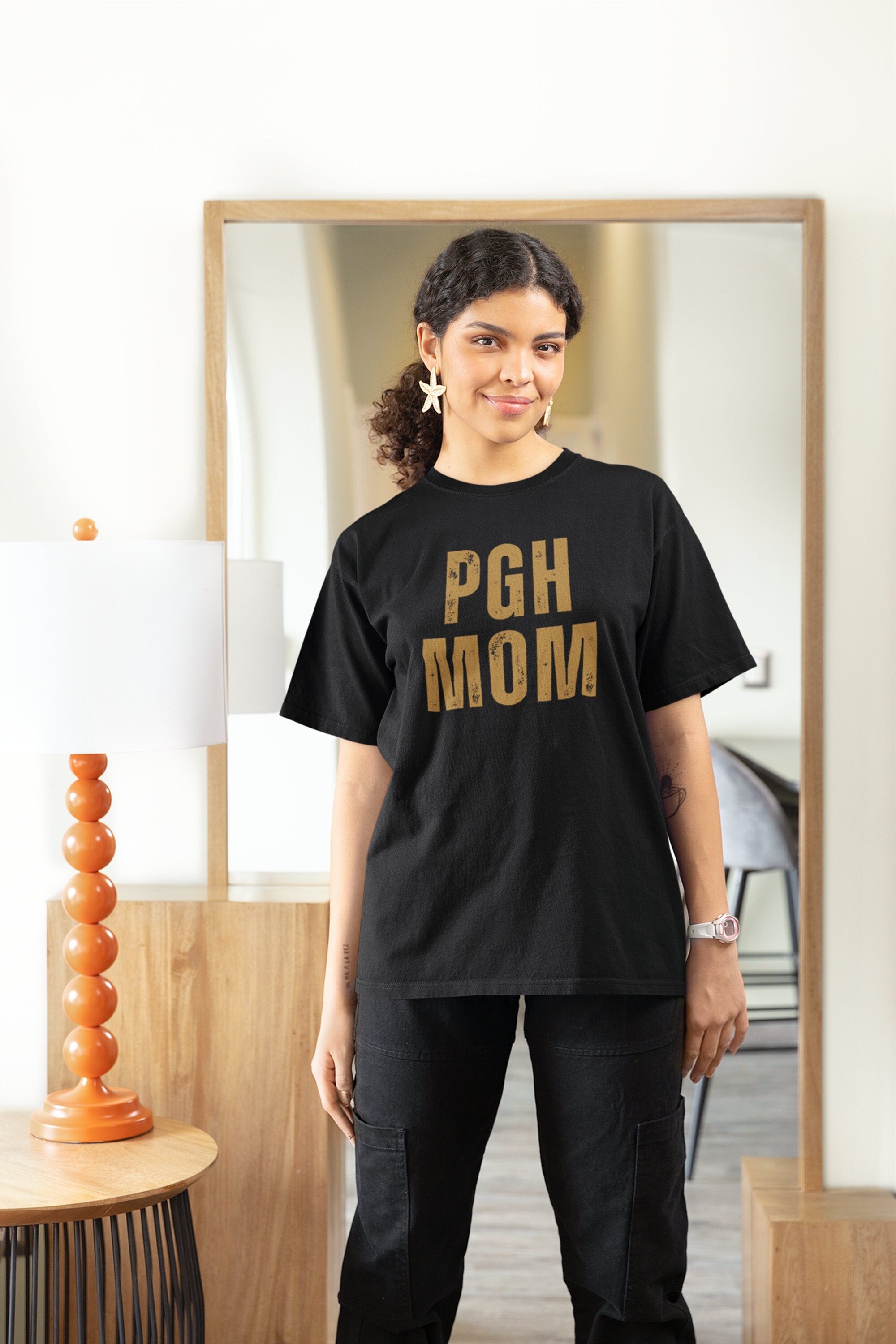 PGH MOM Short Sleeve Tee - Etsy