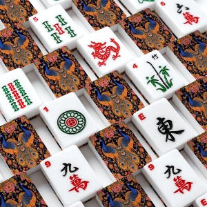 Juego de fichas de Mahjong americano con diseño floral de pavo real, fichas de Mahjong de lujo, regalo elegante para una noche de juegos, colección decorativa de Mahjong imagen 4