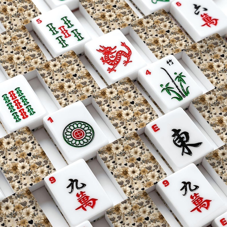Floral American Mahjong Tile Set, Daisy & Heart Mahjong Tiles, Custom American Mahjong Game Set, Elegant Mahjong Gift, Decorative Mahjong image 3