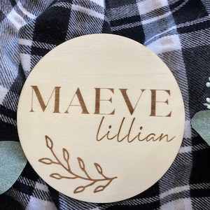 faire-part de naissance | Premier accessoire de photo de bébé | Disque en bois prénom du nouveau-né | Disque prénoms bébé | Cadeau bébé | Carte de statistiques de naissance