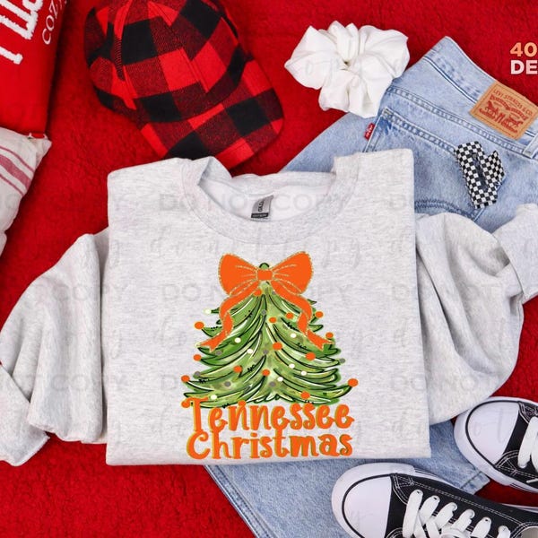 Tennessee Christmas Tree Sweatshirt – Gildan Holiday Crewneck, Personalized State Christmas Sweater with Bow, Custom Holiday Sweatshirt Gift