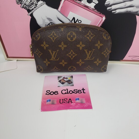 Authentic Louis Vuitton Vintage Cosmatic - image 1