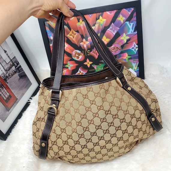 Authentic Gucci GG Shoulder bag /GG Shoulder bag/bag for her /birthday bag/everyday bag