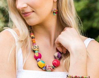 Aasha Spaced Large Beads Necklace