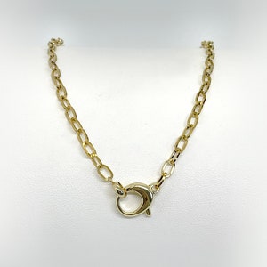 Charm Holder Front Clasp Necklace Gold Plated Tarnish Resistant Chunky Chain with Large Clasp Keeper