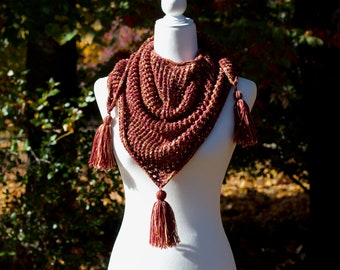 Farmer's Market Shawl | knitting pattern | Triangle mesh/lace shawl