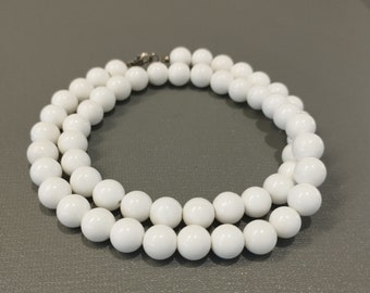 Véritable collier perlé corail blanc-8MM Corail rond lisse Bijoux en pierres précieuses-Bijoux en pierre de guérison-Meilleurs cadeaux spéciaux de Saint-Valentin pour elle / lui