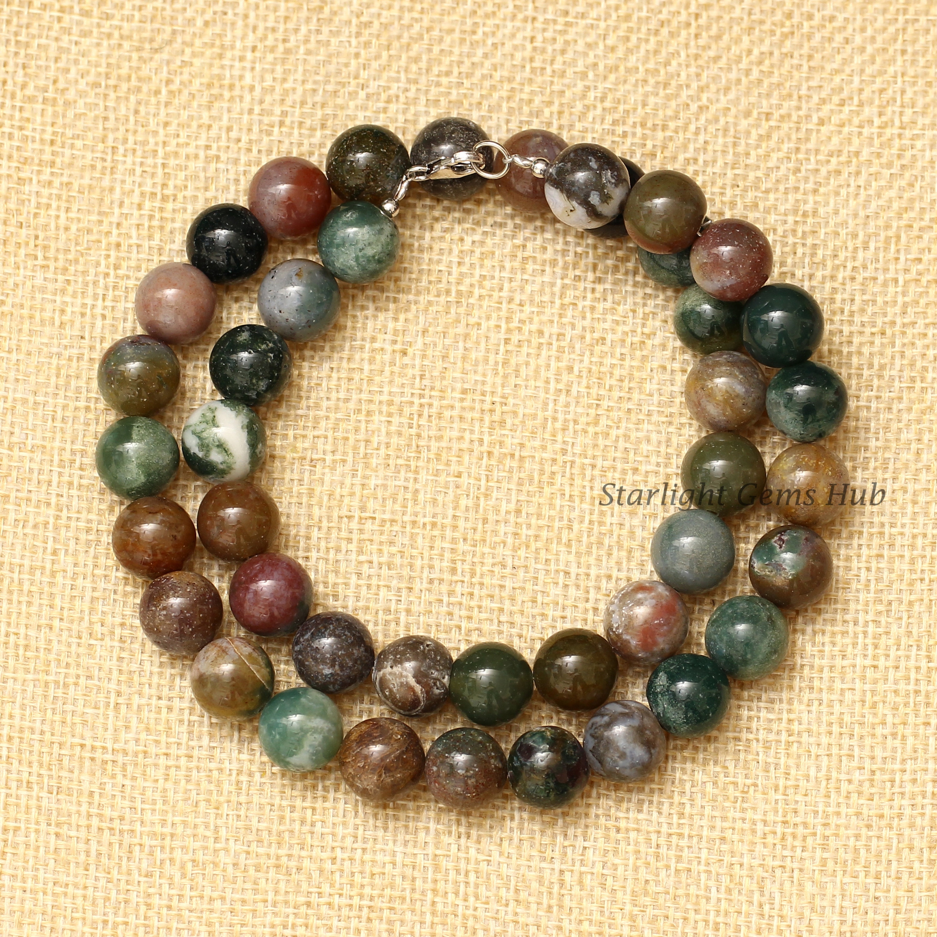 Collana con perline grosse e rotonde in pietra nera di