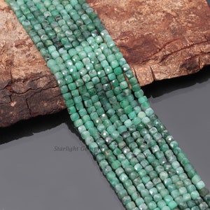 Perles en vrac de pierres précieuses émeraude vertes brin-4MM perles de boîte cube à facettes-Bijoux émeraude ombragés naturels-Bijoux percés au centre Perles