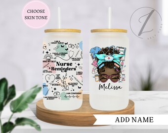 Krankenschwester Abschluss Tasse, Tasse für RN, Geschenk für Krankenschwester, Eiskaffeetasse für Pflegeschüler, Krankenschwester Affirmationen Tasse, personalisierte Namenslibby