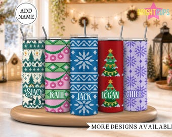 Vasos con temática navideña y nombres, vasos con suéteres navideños, vasos para fiestas navideñas, vasos familiares a juego, vasos navideños personalizados.