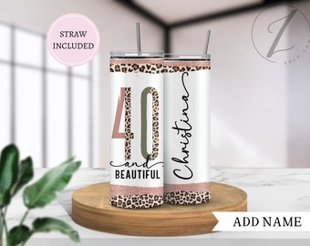 40 und schöne Becher, Custom Geburtstagsbecher zum 40., Prost auf 40 Jahre, 40 und fabelhafte Tasse, Geschenk für Schwester, Geschenk für beste Freundin