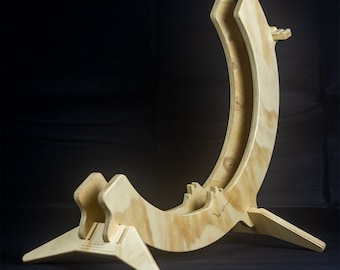 Aparcabicicletas de madera contrachapada con acabado de barniz ecológico