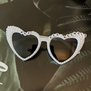 Óculos de sol de noiva com pérolas - Óculos de sol para despedida de solteira - Óculos de sol para casamento - Presente de noiva - Óculos de sol de noiva personalizados - Óculos de sol personalizados