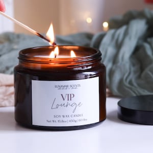 3 wicks big container brown candle. Strongly scented with masculine spicy tobacco rum, 450 grams, burn time~ 50 hours. luxurious friend gift