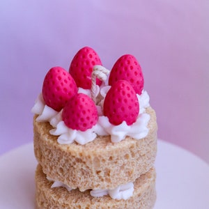 Vela de pastel de fresa hecha a mano, vela de postre realista, lindo regalo con un fuerte aroma a fresa y vainilla, regalo de cumpleaños para ella