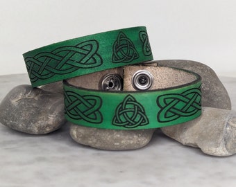 Celtic Trinity knot leather bracelet