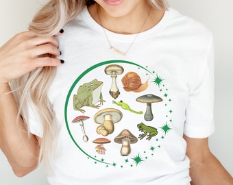 Mushrooms and Frogs Botanical art tshirt, Dark Academia aesthetic shirt, Vintage Mushroom Frog and fungi, Goblincore Cottagecore clothing