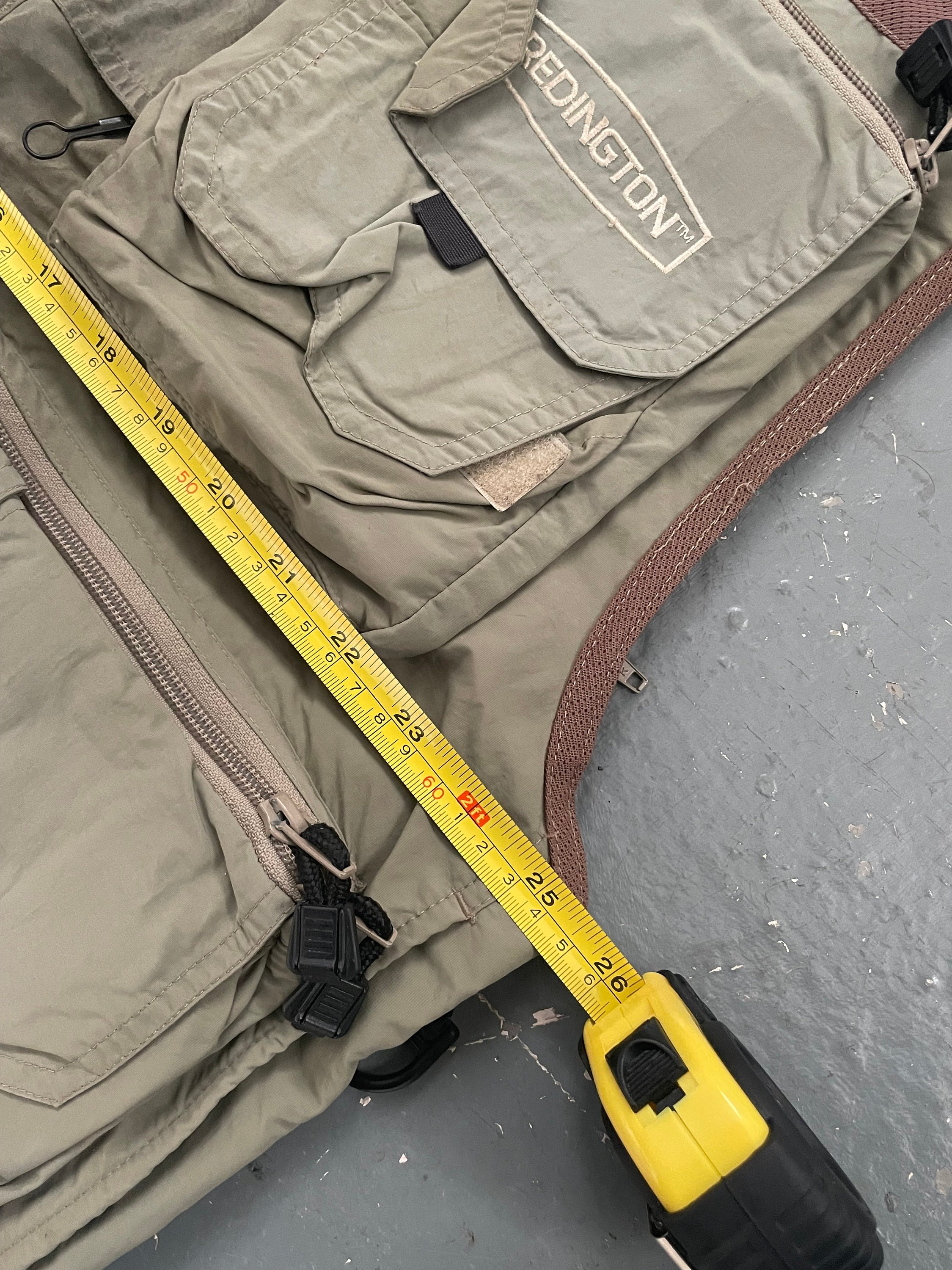 REDINGTON フィッシングベスト Redington Fly Fishing Vest Khaki Mesh Lightweight Polyester