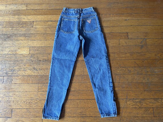 90s Guess Jeans Juniors Tapered Denim Ankle-Zip P… - image 2