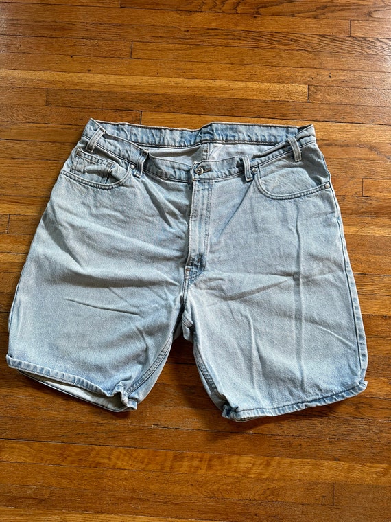 38 Waist Y2K 90's Levi's Baggy Shorts With Silvertab Jean Shorts 38 Waist Y2K 90's Levi's Baggy Shorts With Silvertab Jean Shorts