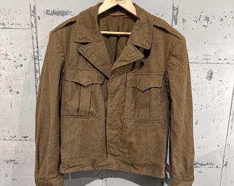 WWII Ike Jacket Cropped Us Army Jacket Size 40 Long Green Wool