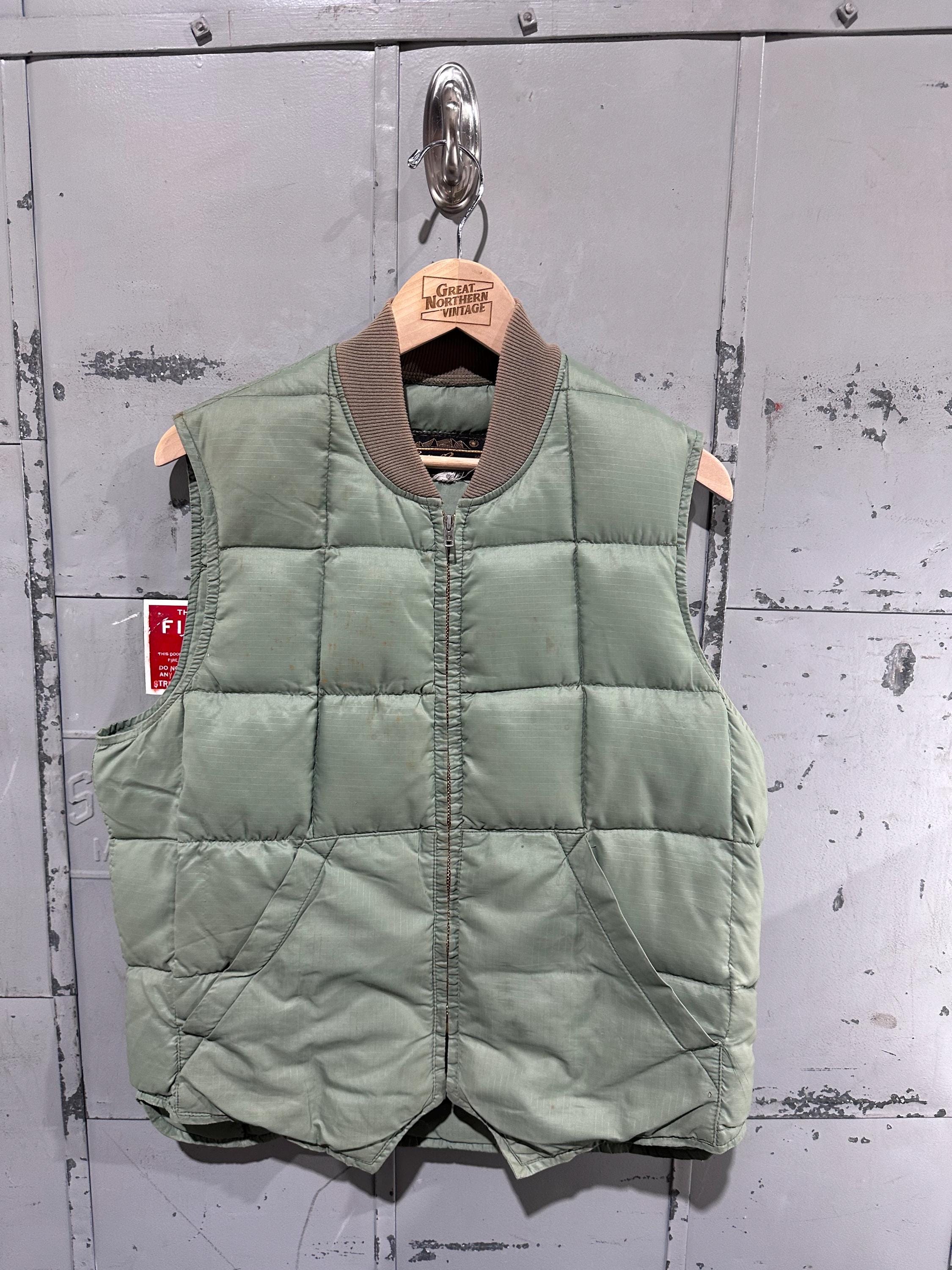 Vintage 70s Eddie Bauer Earth Tone Sage Green Distressed Hunting