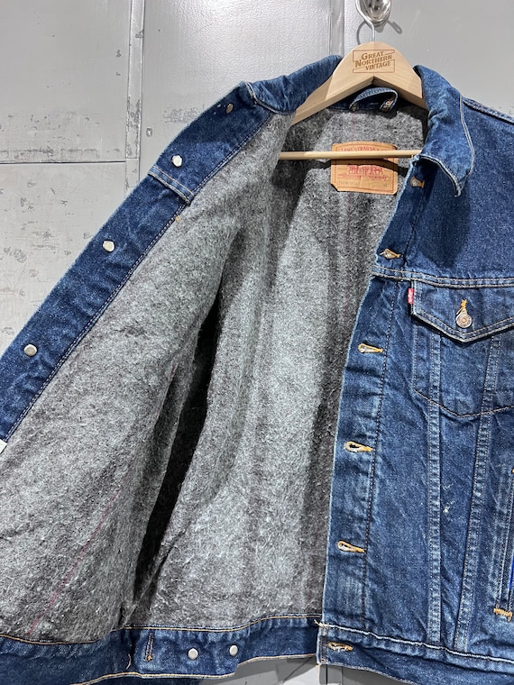 Levi’s trucker jacket dark wash blanket lined dis… - image 4