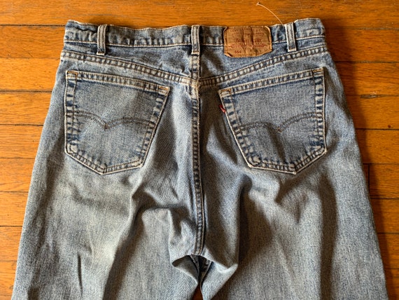 90s Levi’s 554 Distressed Denim Jeans - image 4