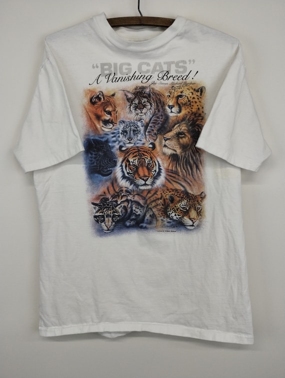 L 90s Hanes Big Cats Art Collage T-Shirt Cotton W… - image 1