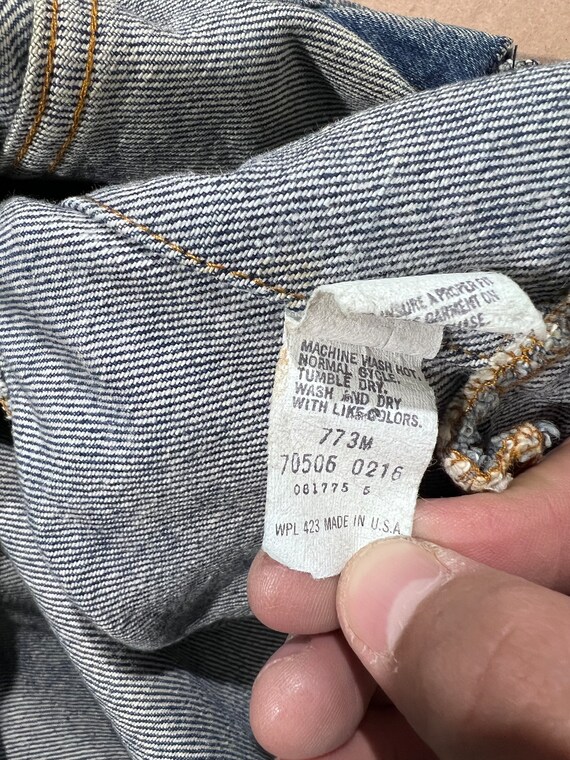 Large 80s Vintage Levis Medium Wash Denim Jacket … - image 7