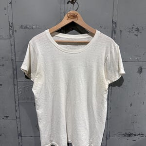 Vintage 70s Paper Thin All Cotton Soft Grainy Paper Thin Distressed Essential White Blank T-shirt Large