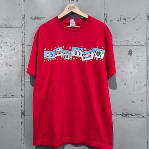Size large Y2K deadstock peanuts Charlie brown Christmas snoopy graphic t shirt