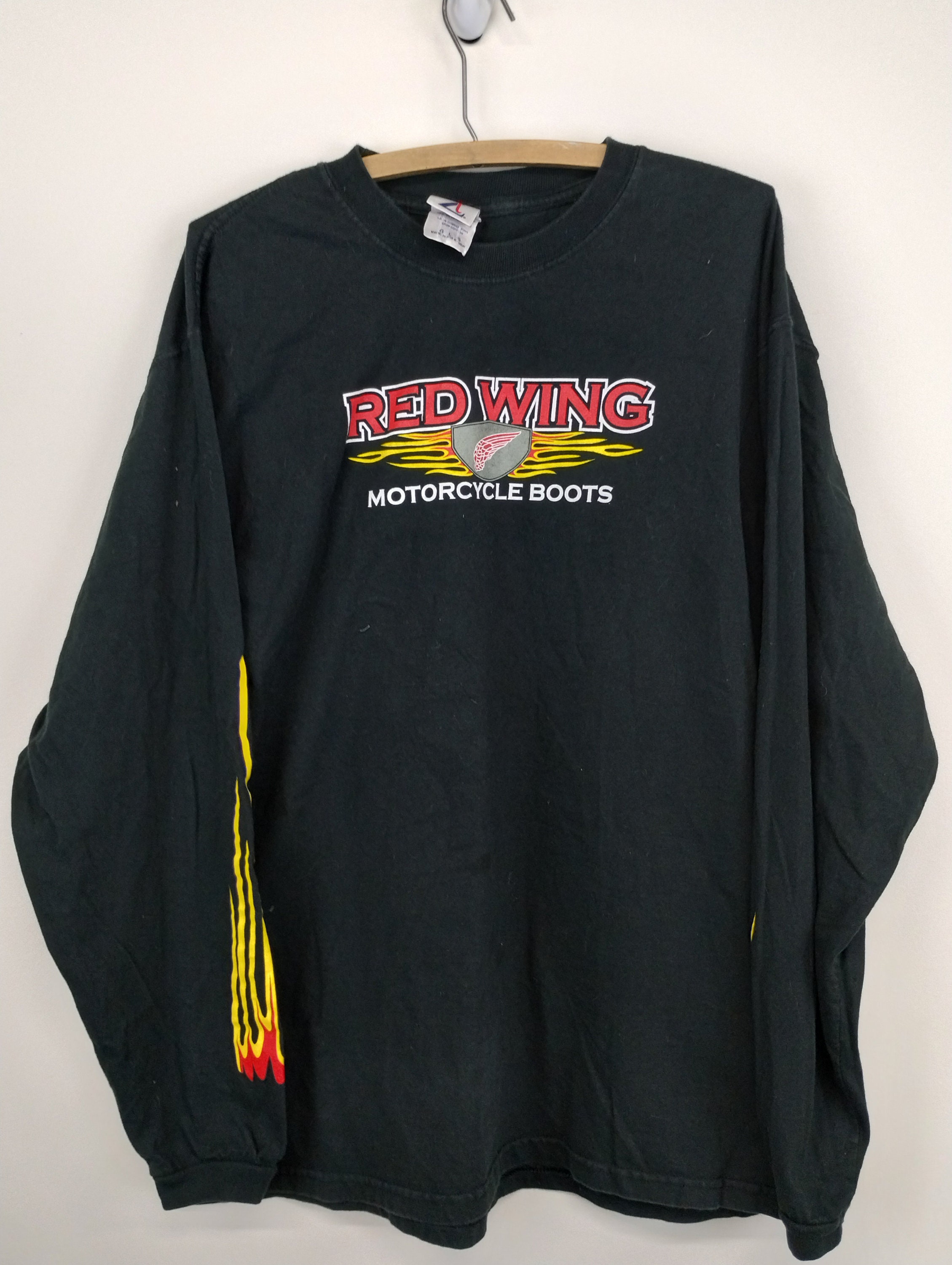 red wing boots t shirt