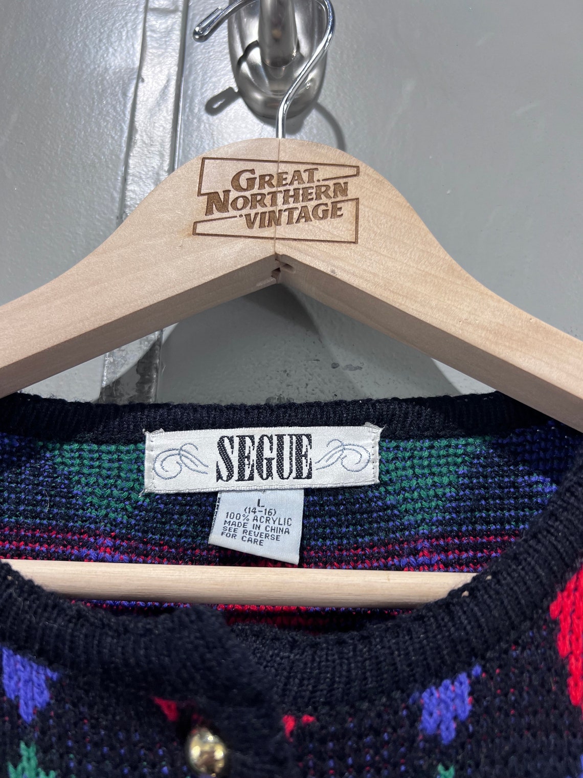 L 90s Segue Button Up Knit Sweater Womens Green Vintage Cardigan diamond pattern Grandma Cute Cottage Holiday Christmas, foto 2 di 3